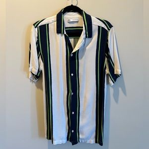 ZARA men’s relaxed fit short sleeve shirt